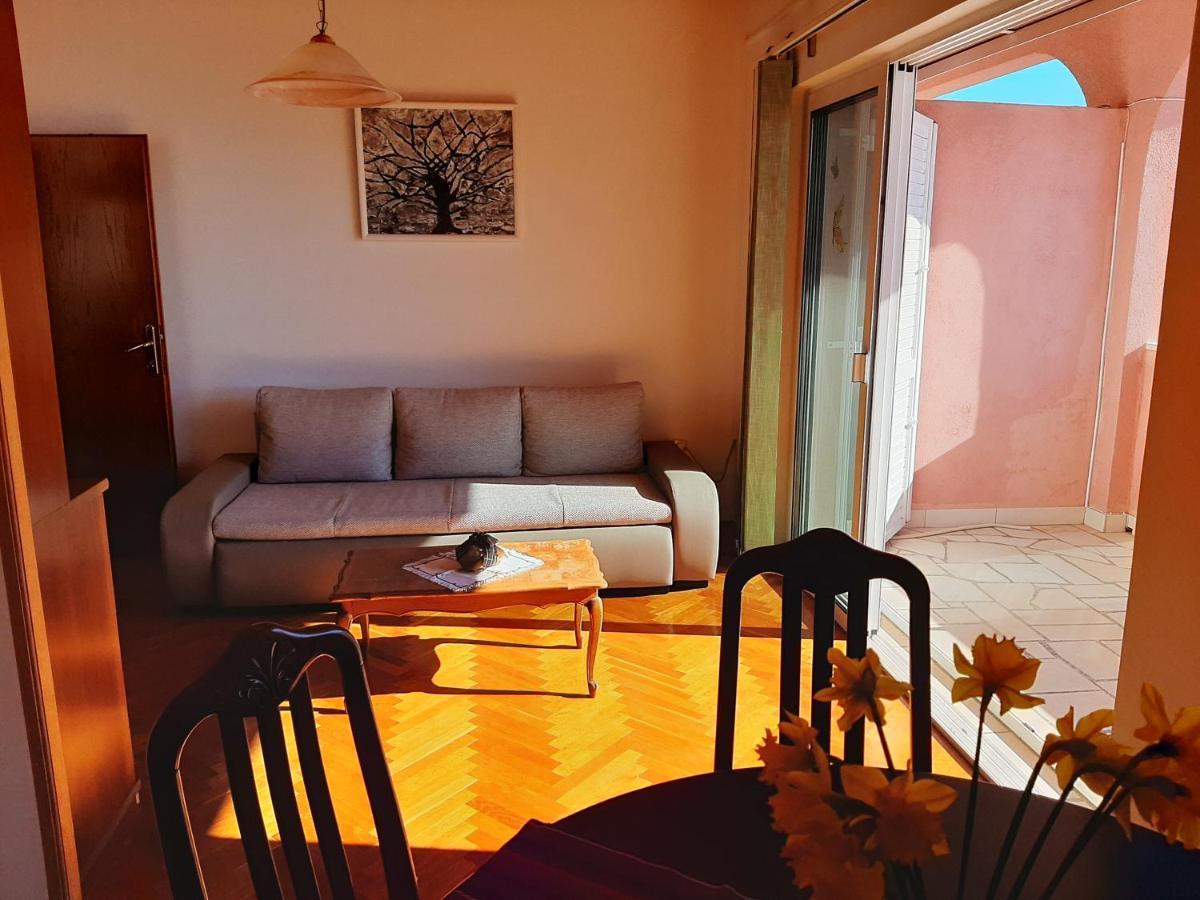 Apartments Ljulj Трогир Екстериор снимка