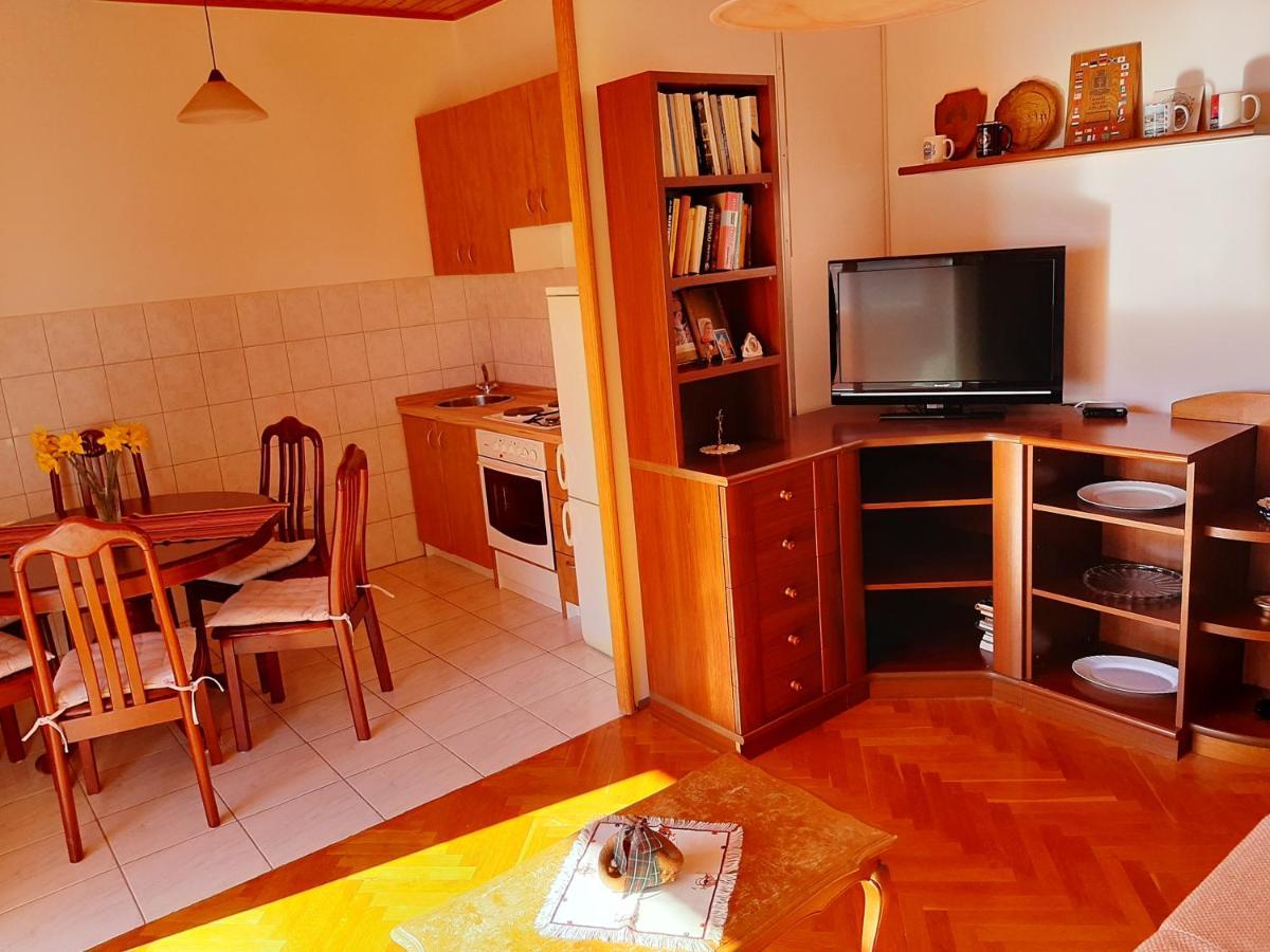 Apartments Ljulj Трогир Екстериор снимка